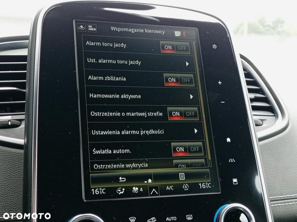 Renault Grand Scenic - 40