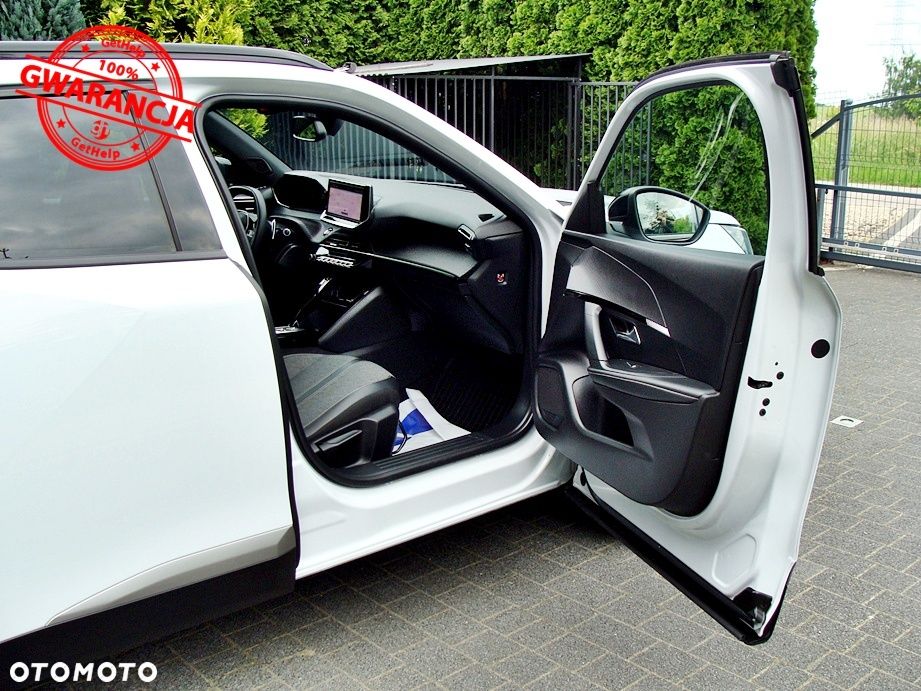Peugeot 2008 PureTech 130 Allure S&S EAT8 - 14