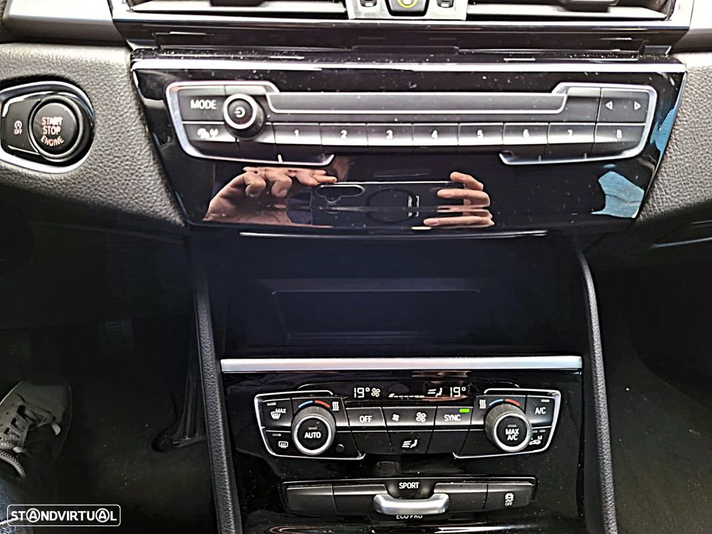 BMW 216 Active Tourer d Advantage - 25