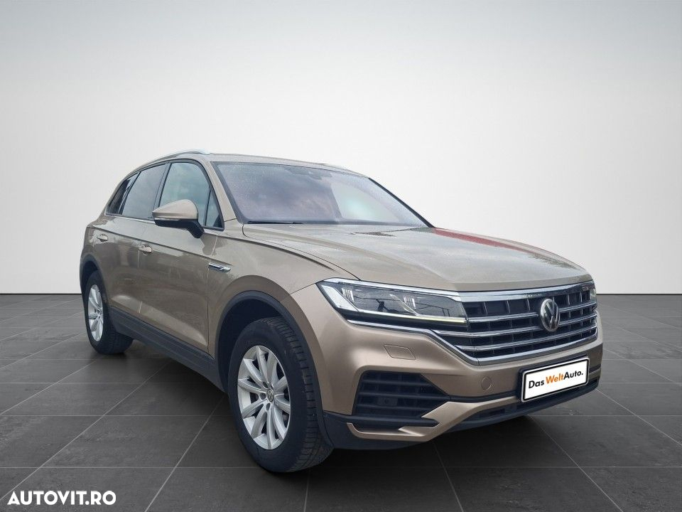 Volkswagen Touareg - 8