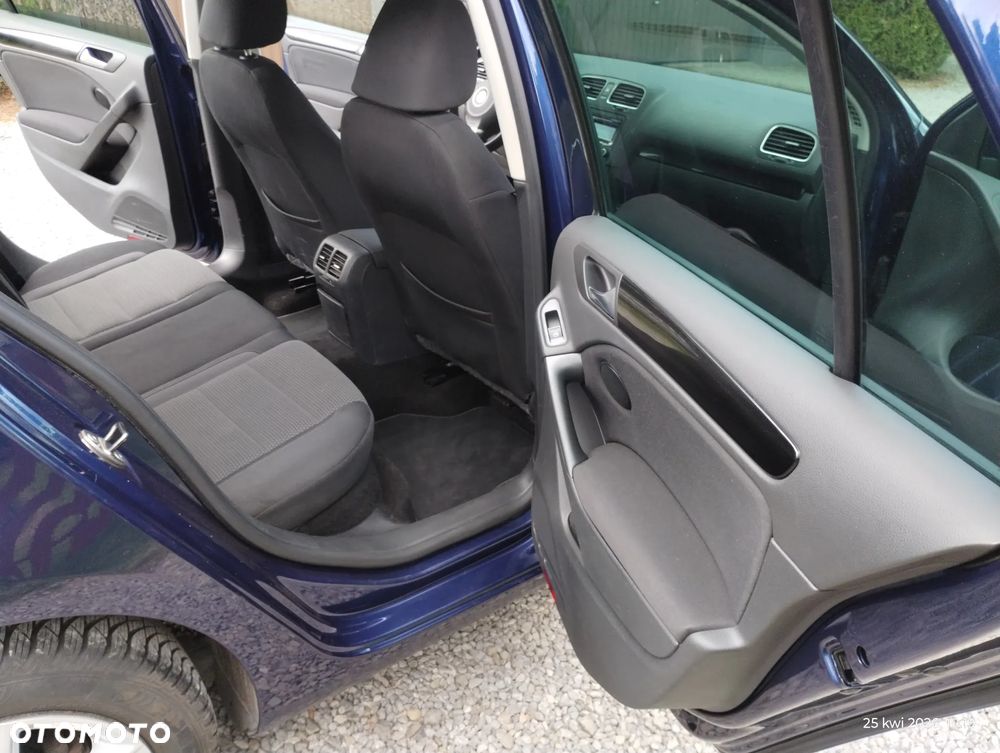 Volkswagen Golf 1.6 Comfortline - 28