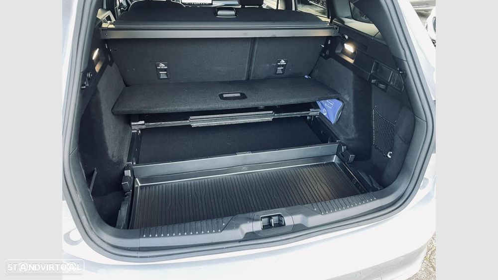 Ford Focus SW 1.0 EcoBoost MHEV ST-Line - 19