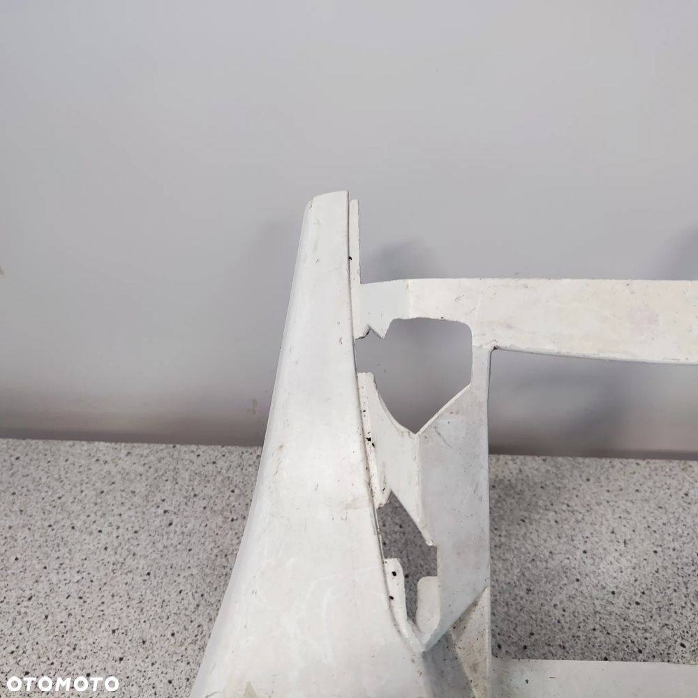 Czacha, czasza, owiewka przód, osłona lampy Derpi GP1 - 2