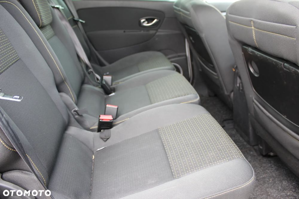 Renault Scenic 1.5 dCi Alize - 12