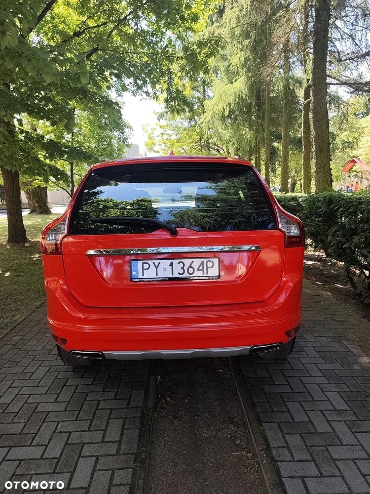 Volvo XC 60 D3 Drive-E Ocean Race - 3