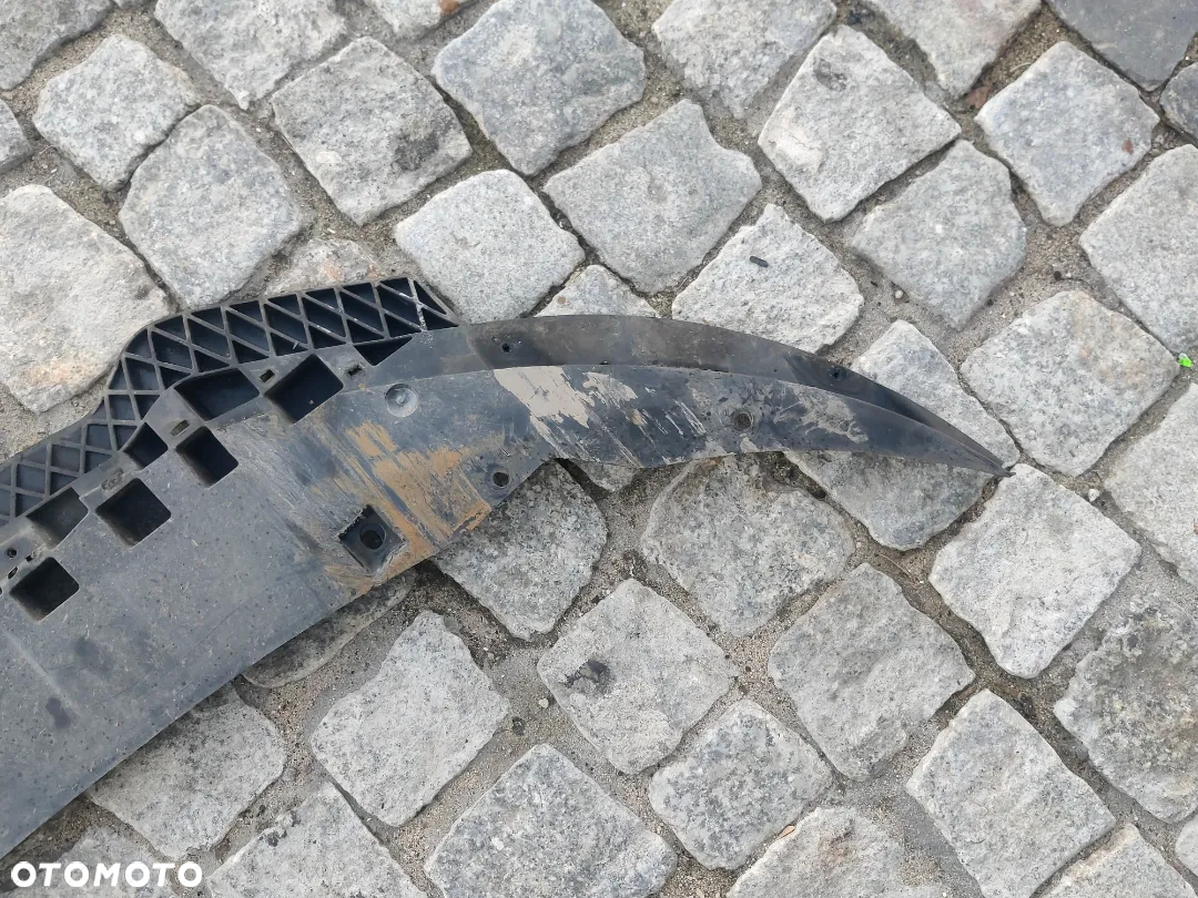 Dokładka zderzaka Audi A3 8P lift Spojler płyta dolna zderzaka przedniego 8P0955102B - 5