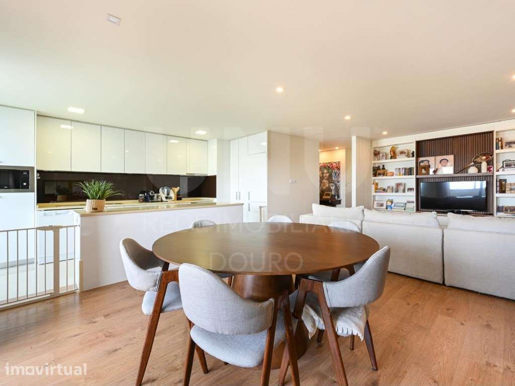 APARTAMENTO T3 | CENTRO DE MATOSINHOS - Grande imagem: 3/20