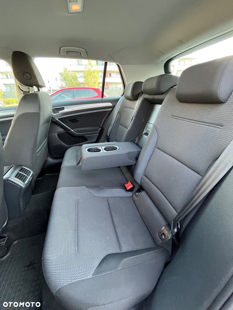 Volkswagen Golf 1.4 TSI BMT Highline - 28