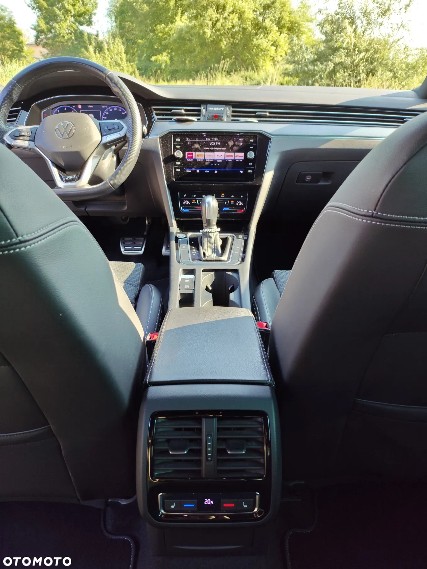 Volkswagen Passat - 6