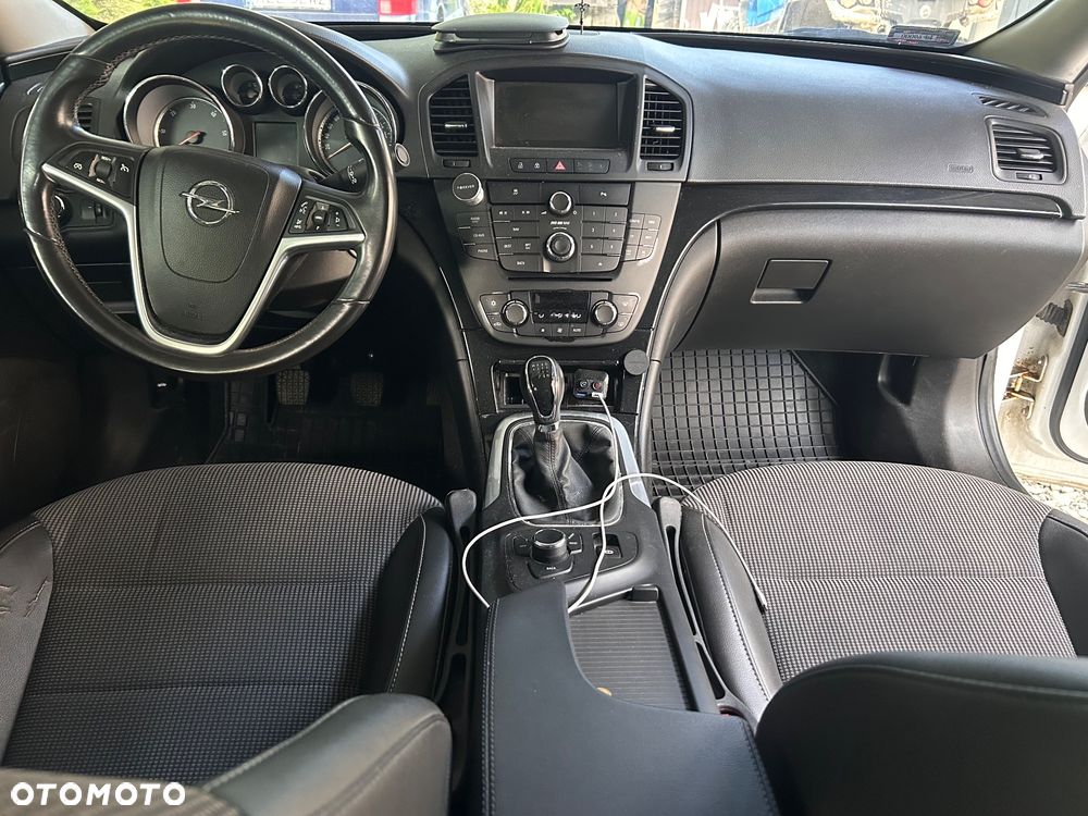 Opel Insignia - 14