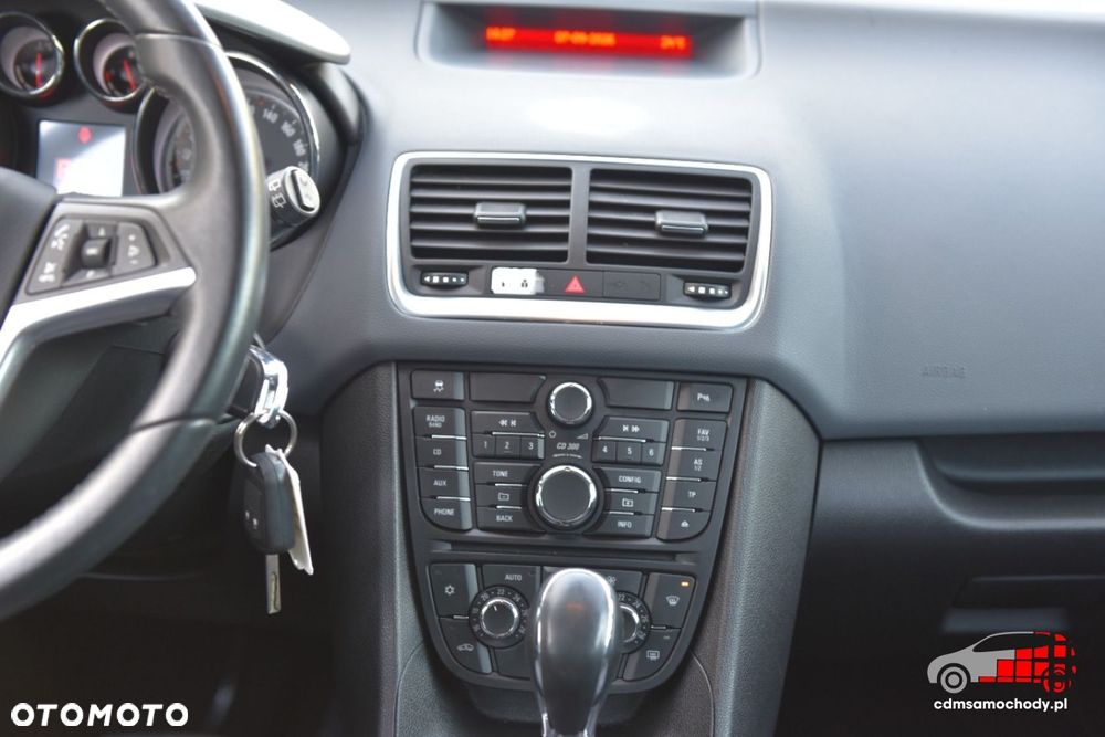 Opel Meriva - 25