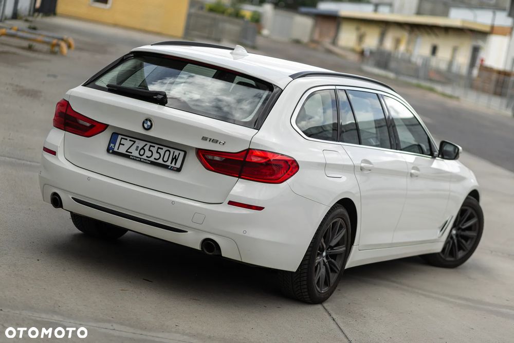 BMW Seria 5 518d Sport Line sport - 13