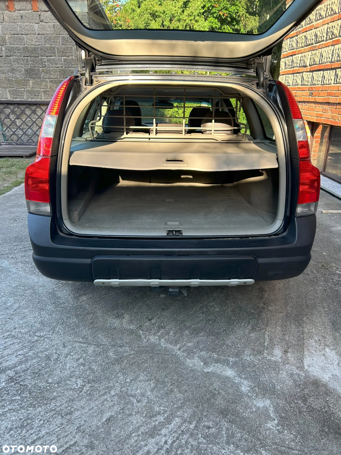 Volvo XC 70 D5 AWD Automatik - 11