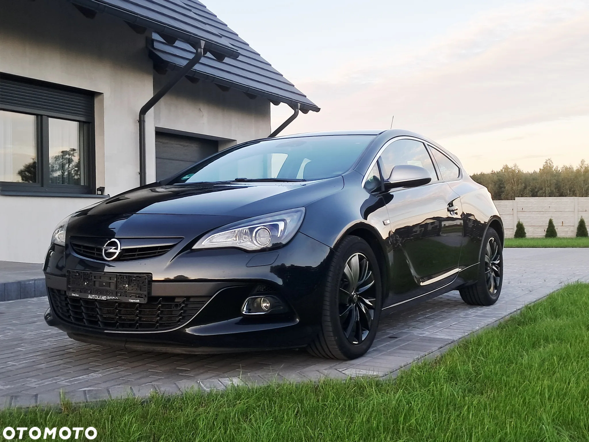 Opel Astra IV GTC 2.0 CDTI Bi-Turbo S&S - 28