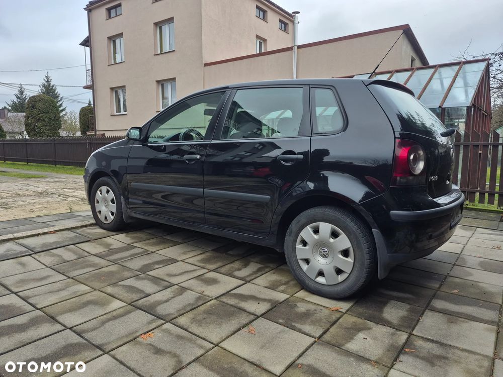 Volkswagen Polo 1.4 TDI Comfortline - 4