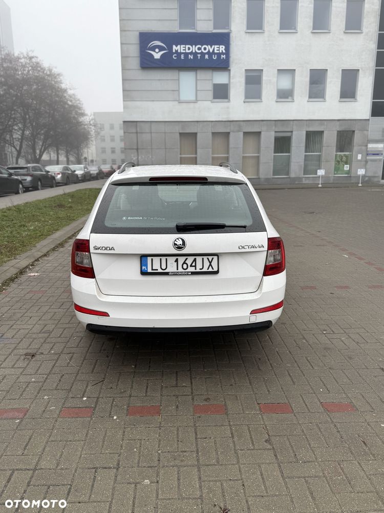Skoda Octavia 1.6 TDI Ambition - 3