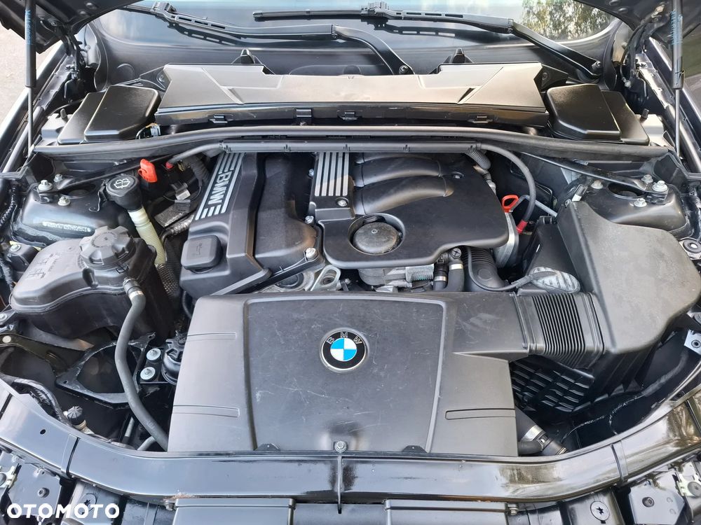 BMW Seria 3 320i - 15