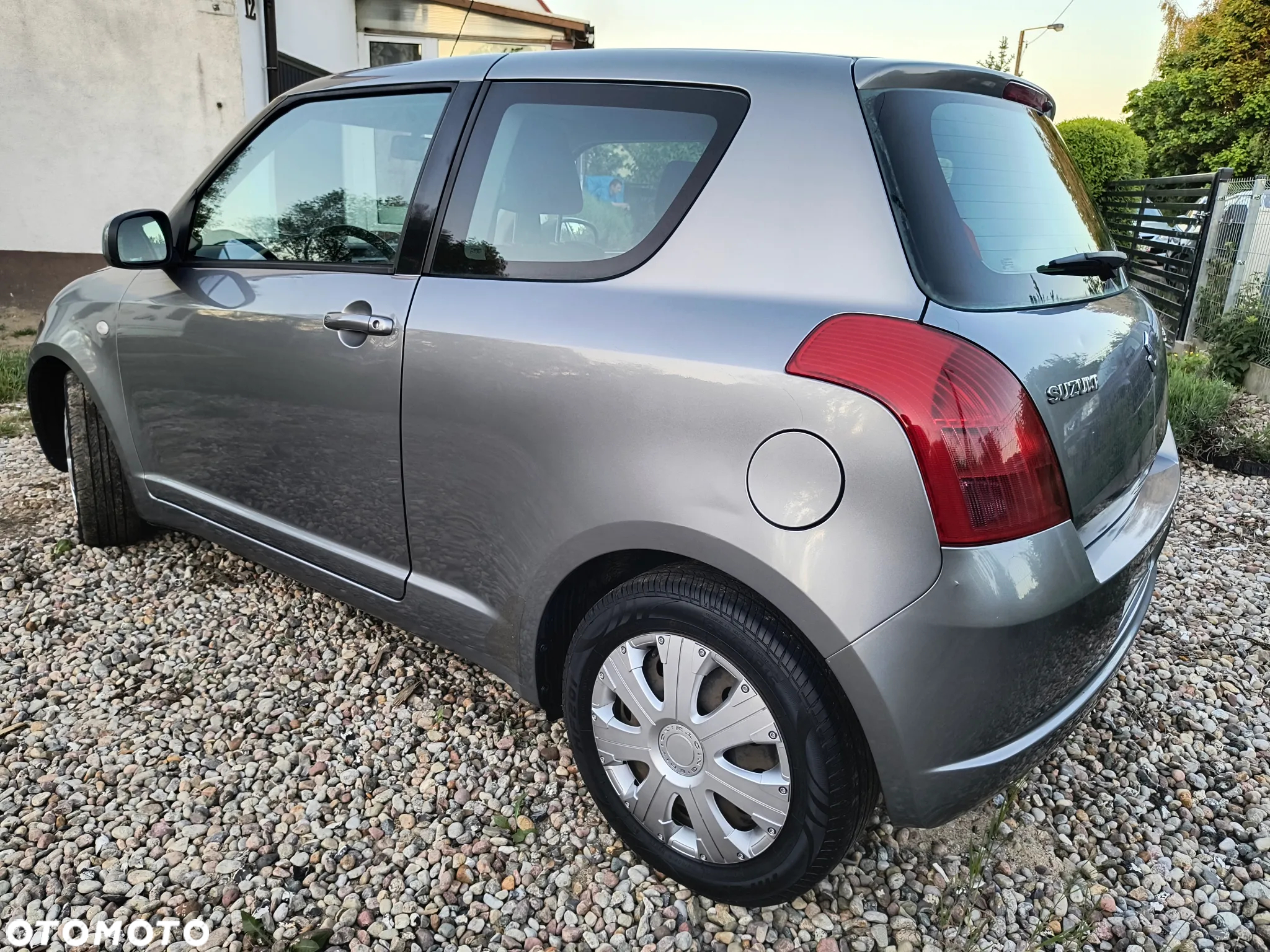 Suzuki Swift - 38