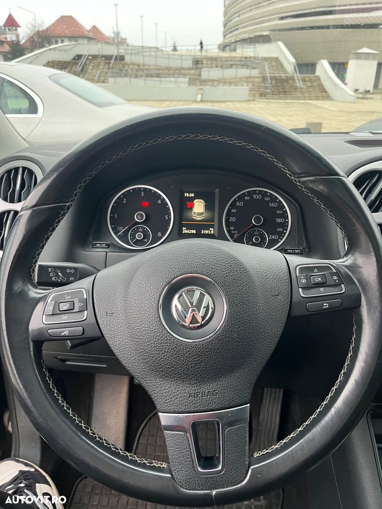 Volkswagen Tiguan 2.0 TDI DPF 4Motion BlueMotion Technology Cup Sport & Style - 18