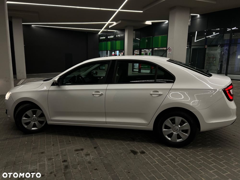 Skoda RAPID 1.0 TSI Active - 2