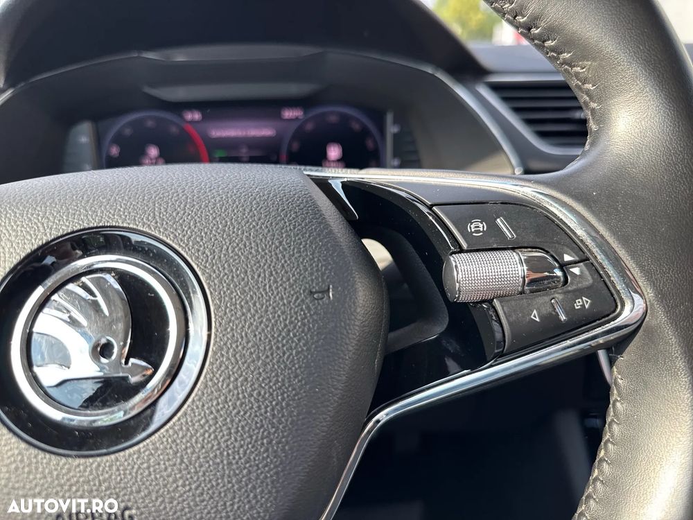 Skoda Superb 2.0 TDI DSG Ambition - 18