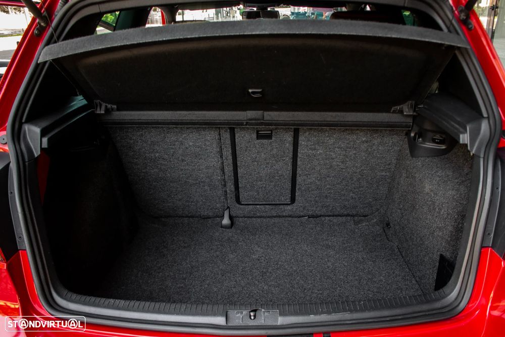 VW Golf 2.0 GTI DSG adidas - 30