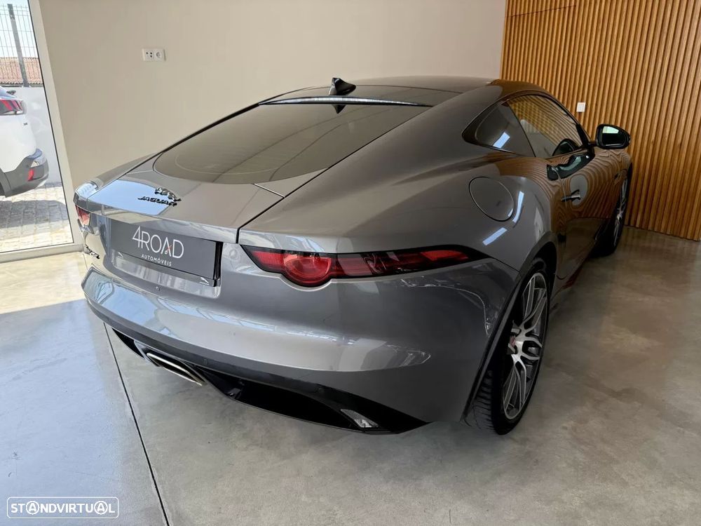 Jaguar F-Type 2.0 i4 R-Dynamic Black - 27