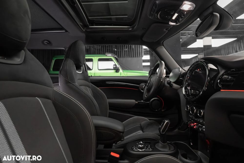 Mini Cooper S AT - 33