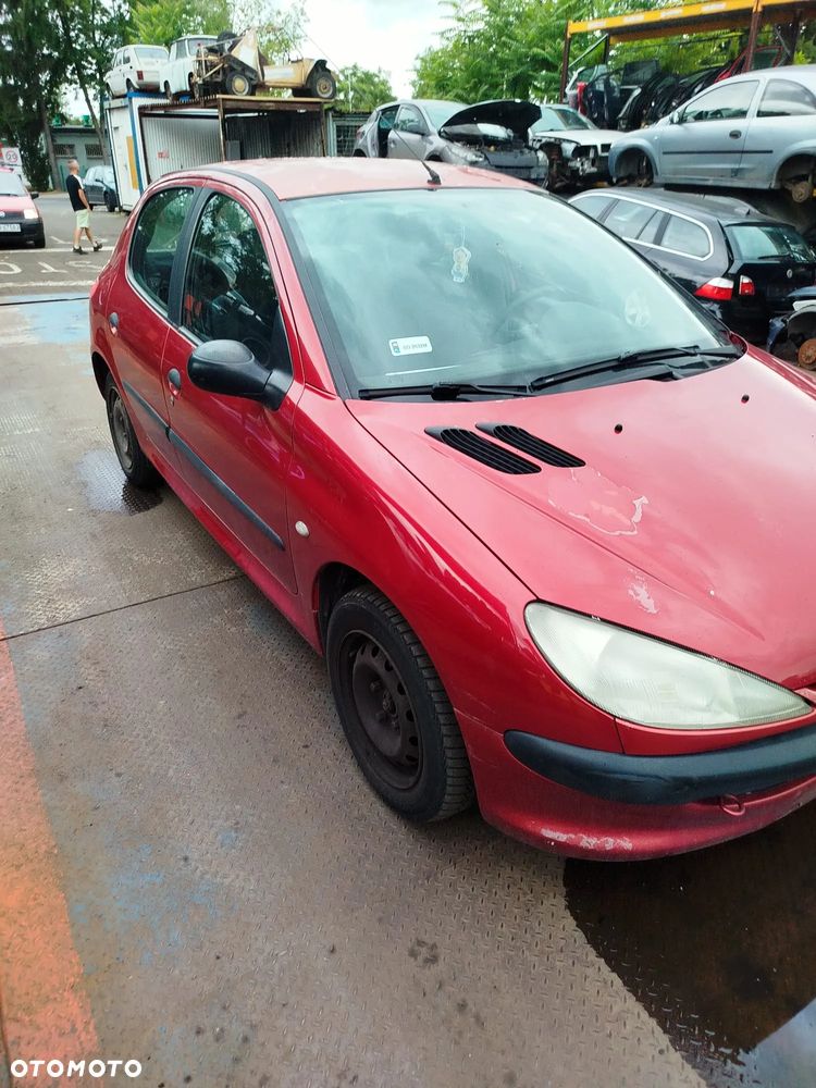 Peugeot 206  na części. - 3
