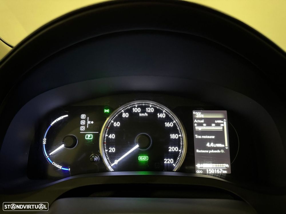 Lexus CT 200h Luxury - 10