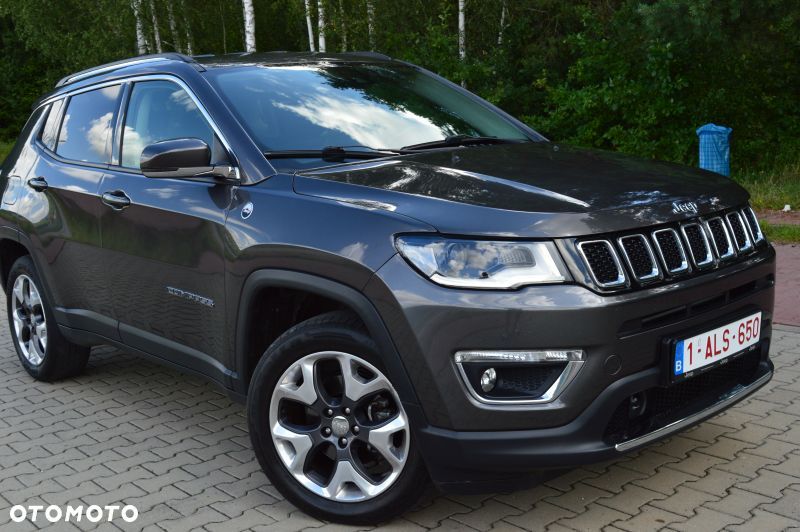 Jeep Compass - 37