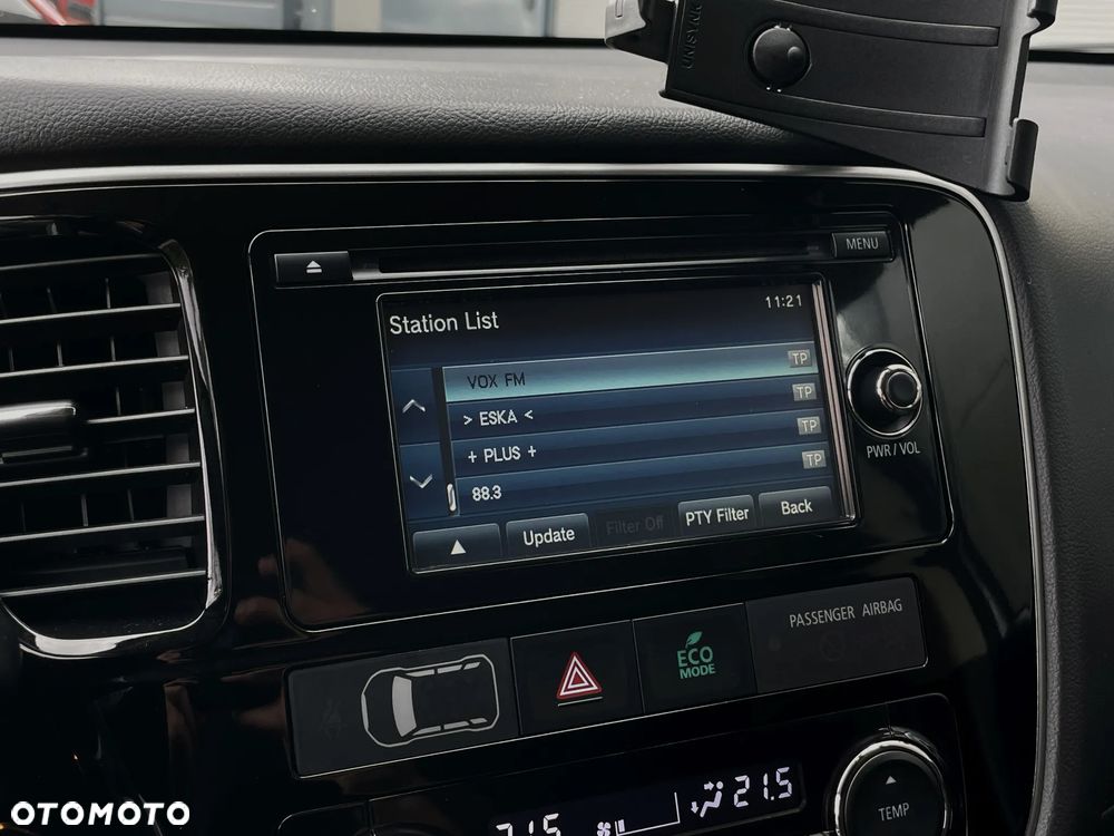 Mitsubishi Outlander 2.0 Instyle SDA 4WD CVT - 27