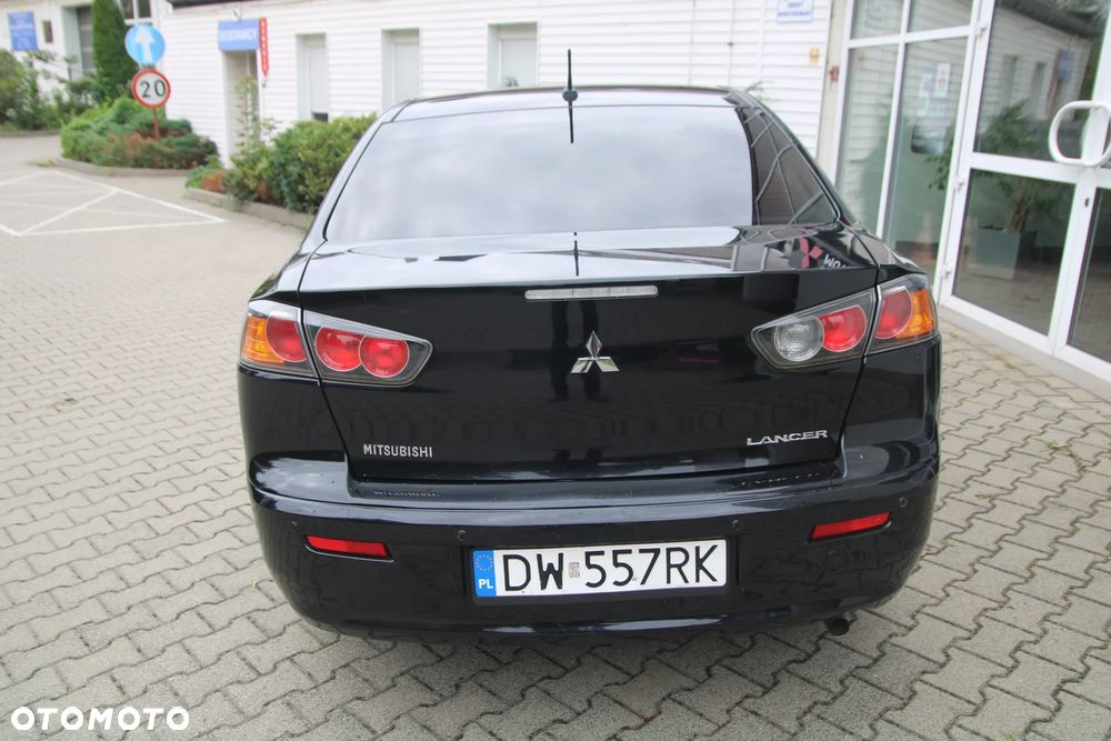 Mitsubishi Lancer 1.6 Invite - 7