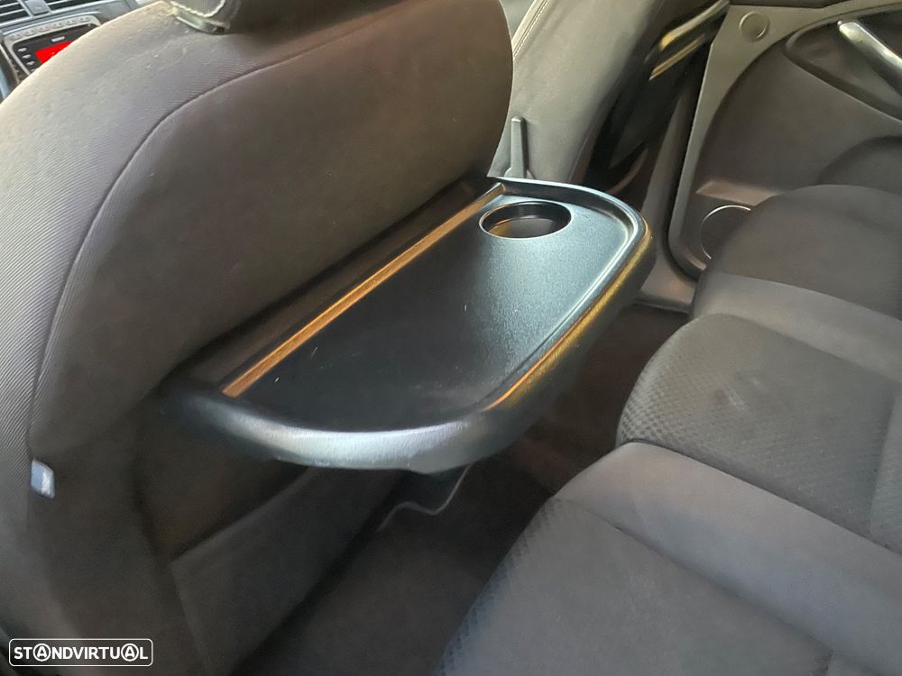 Ford C-Max 1.6 TDCi Titanium - 10