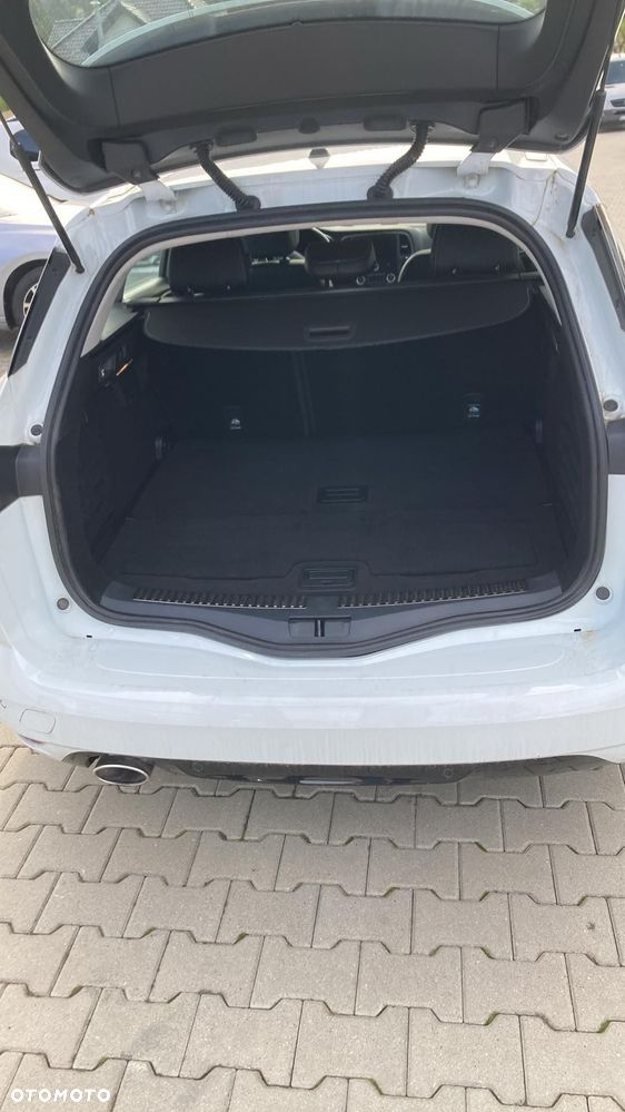 Renault Megane 1.5 Blue dCi Intens - 11