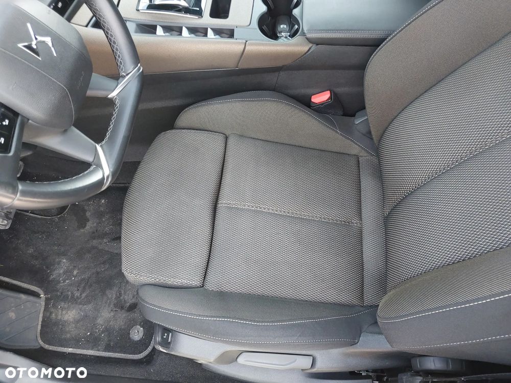 DS Automobiles DS 7 Crossback - 21