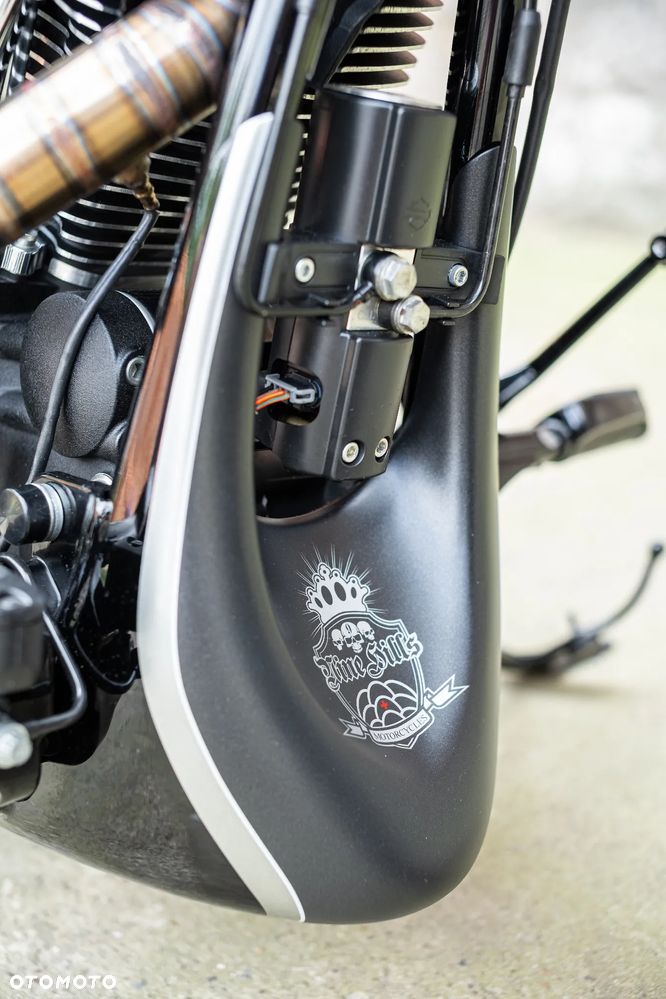 Harley-Davidson Softail Slim - 18