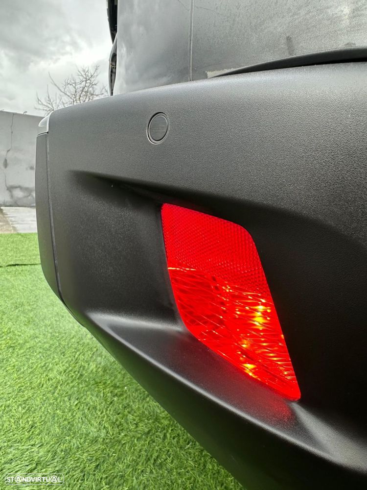 Peugeot 2008 1.5 BlueHDi Allure - 47