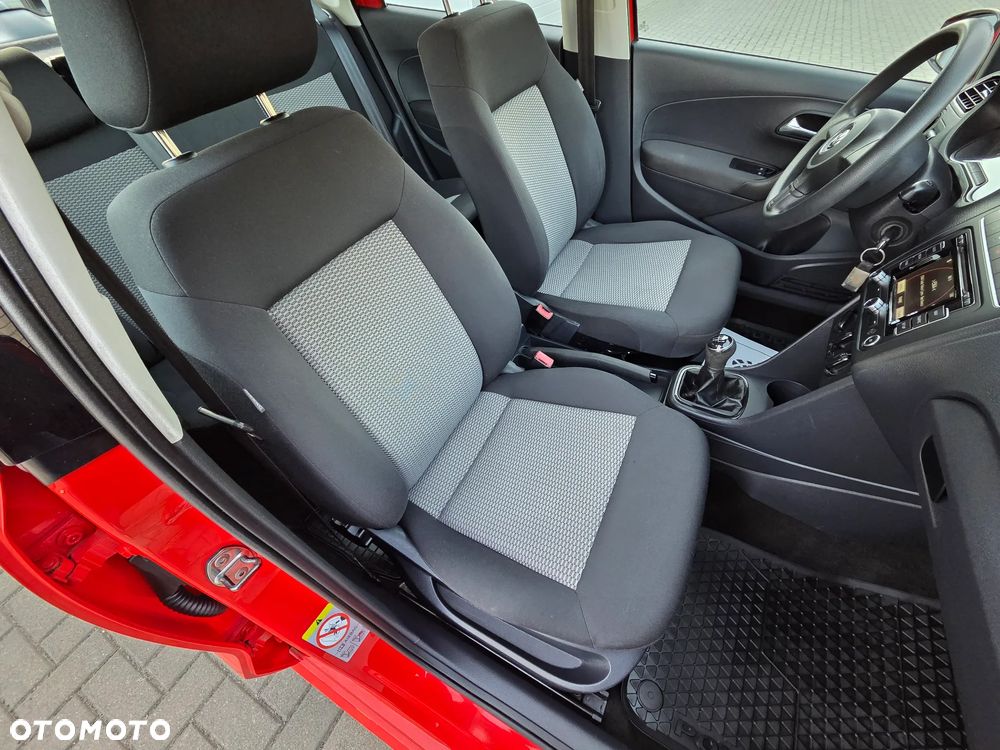 Volkswagen Polo - 19