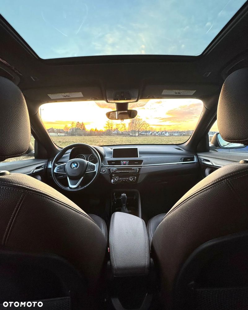 BMW X1 xDrive28i xLine - 6