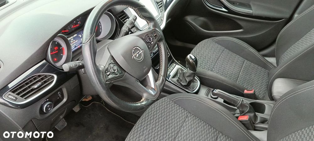 Opel Astra V 1.6 CDTI Dynamic S&S - 14