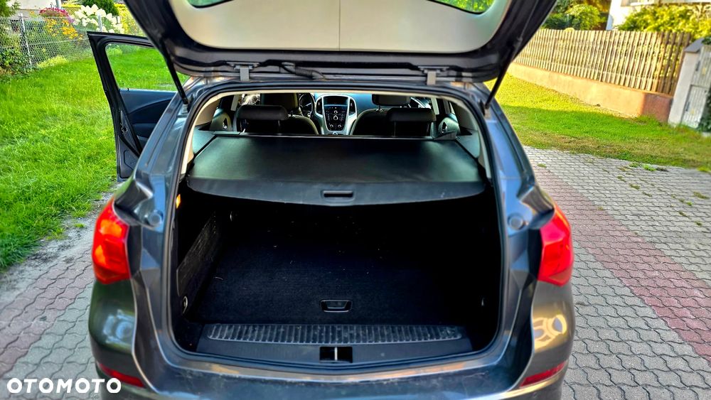 Opel Astra 1.7 CDTI Cosmo - 9