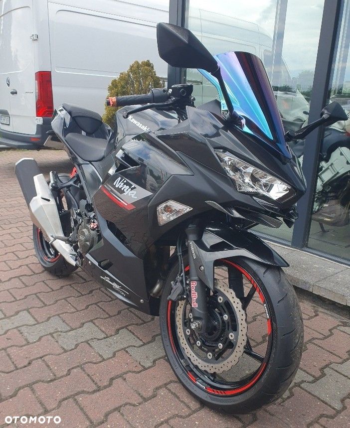 Kawasaki Ninja 400 - 3