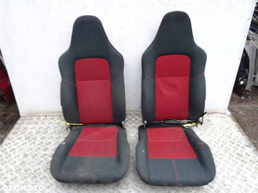 poszycie foteli przód suzuki swift mk6 sport - 1