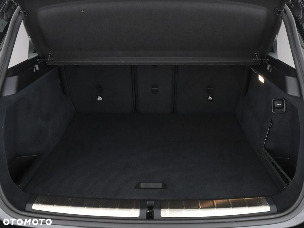 BMW X1 sDrive18d xLine - 21