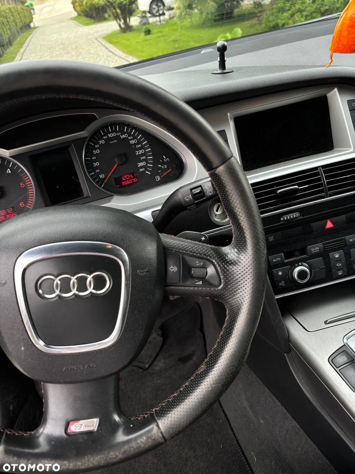 Audi A6 - 6
