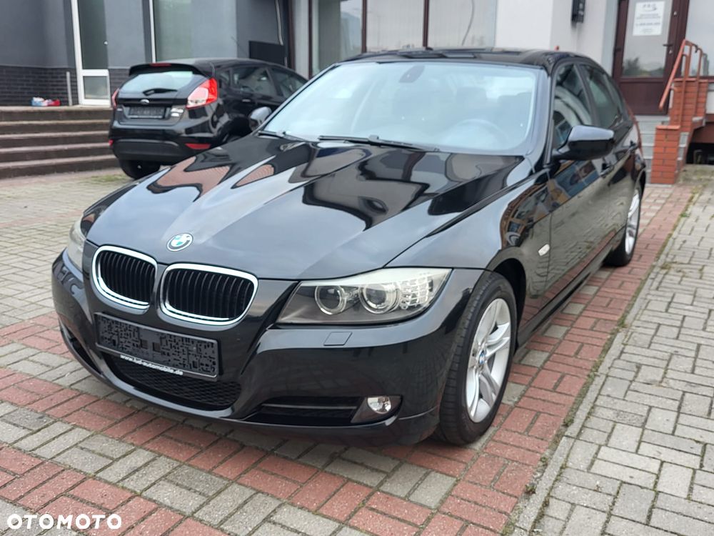 BMW Seria 3 318i Edition Sport - 5