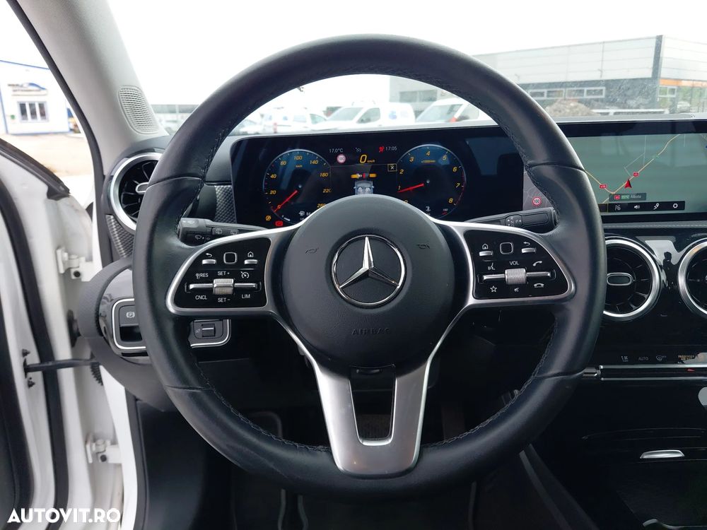 Mercedes-Benz A 180 - 20