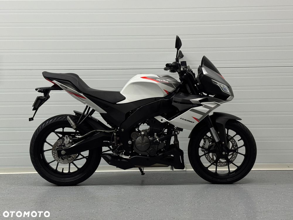 Aprilia Tuono - 2