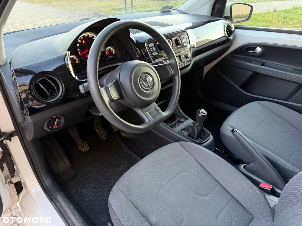 Volkswagen up! - 13